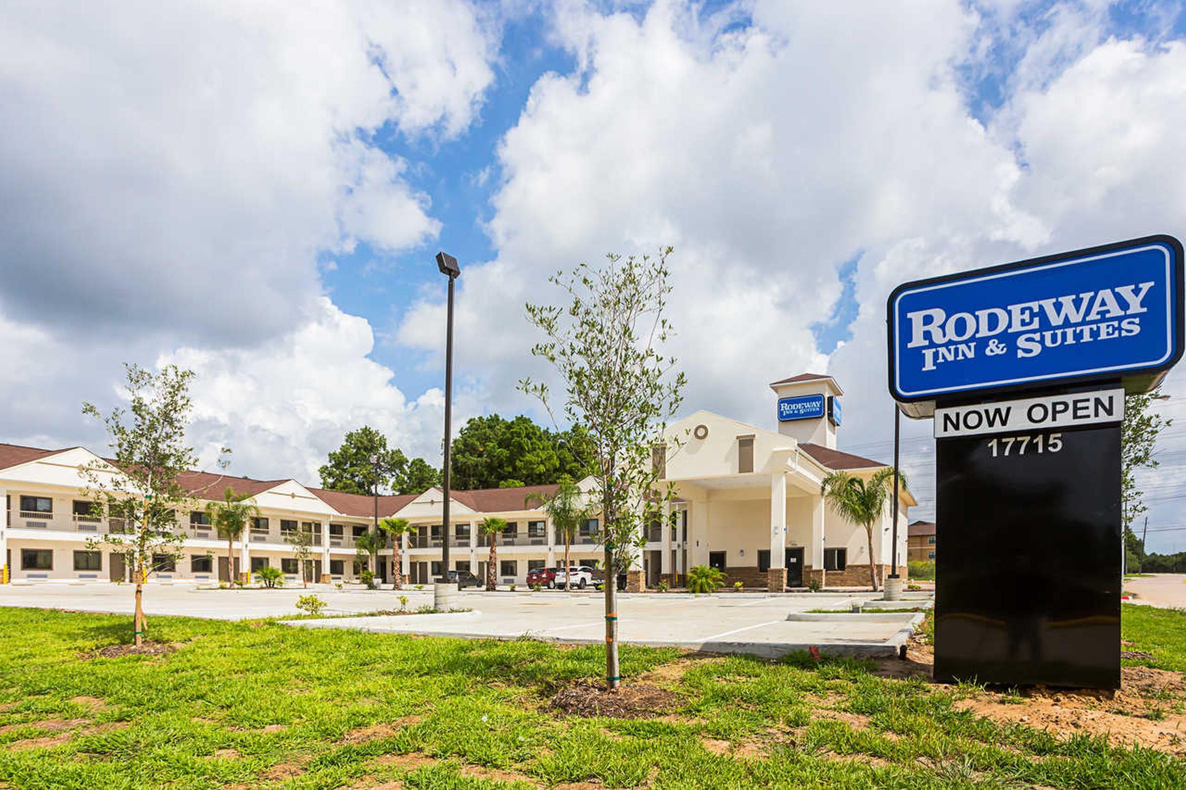 Rodeway Inn & Suites Clarksville Exteriör bild